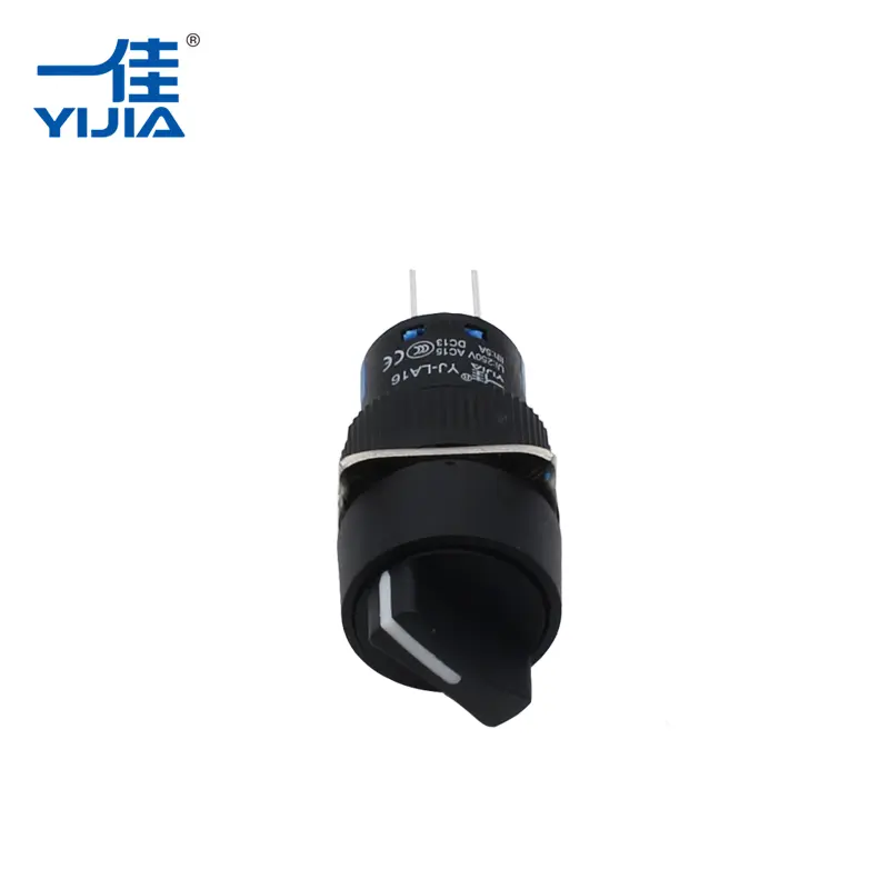 Cum îmbunătățește un selector din plastic sistemele de control industrial?